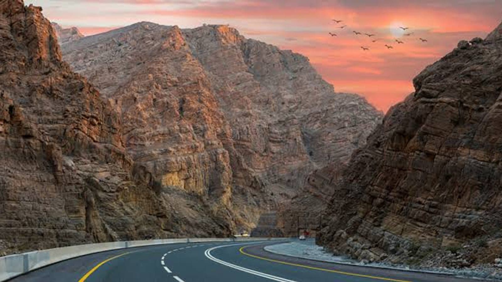 Corridor from Dubai to Ras Al Khaimah